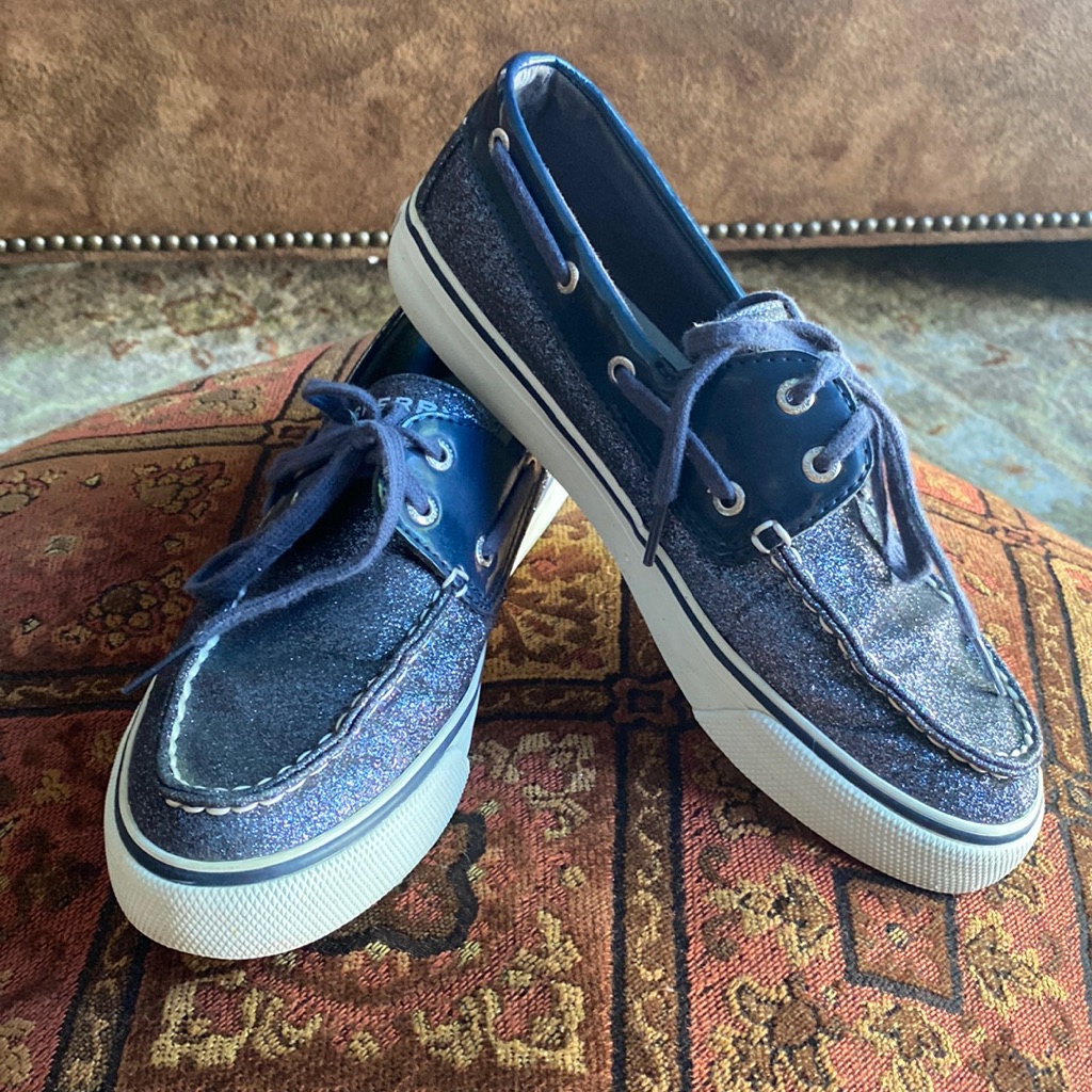 Sperry Top Sider Boat Shoes. Size 7m. Deep Blue Sparkle Color.